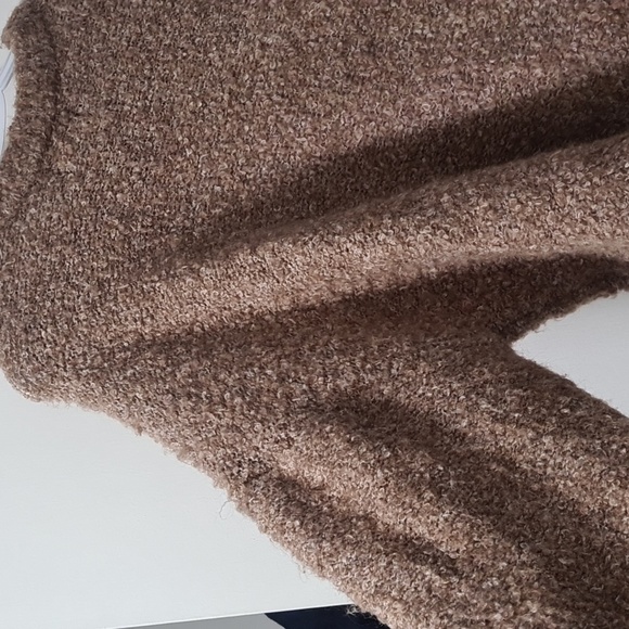 🟡Pieces croptop Sweater - Picture 8 of 8